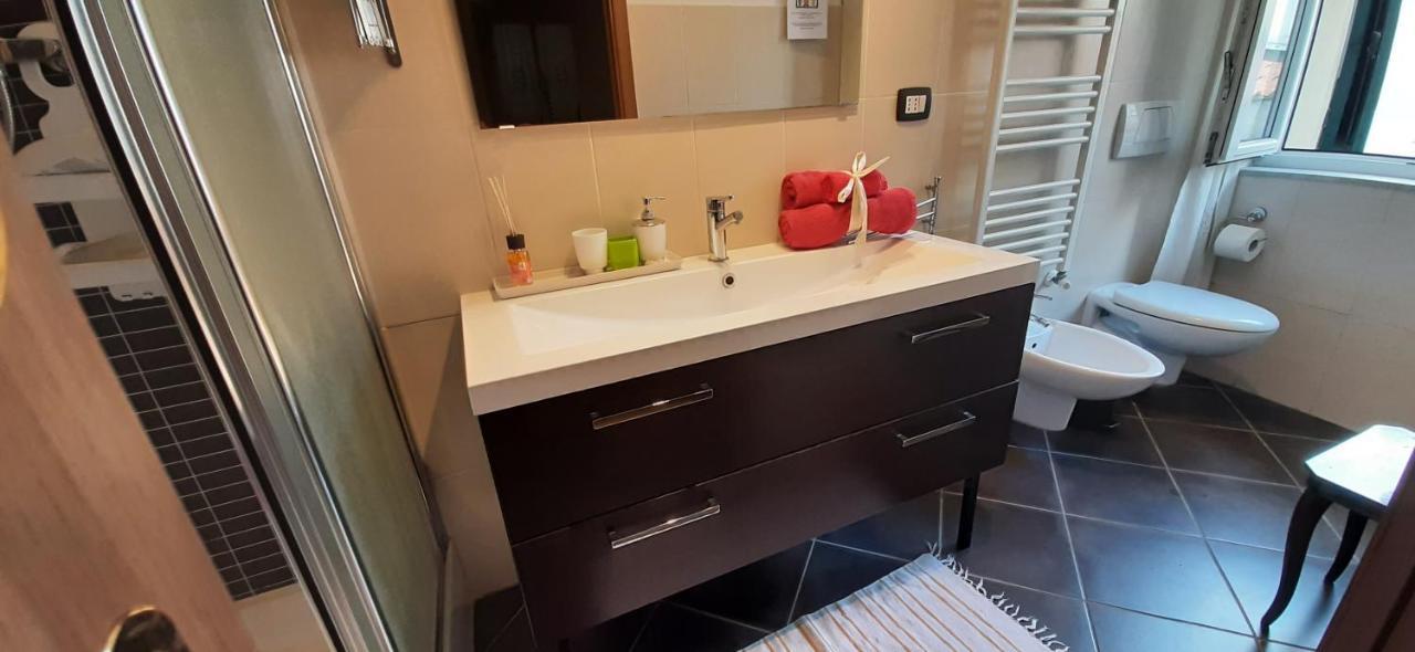 La Soffitta Sul Borgo Apartman Brugnato Kültér fotó
