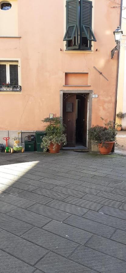 La Soffitta Sul Borgo Apartman Brugnato Kültér fotó