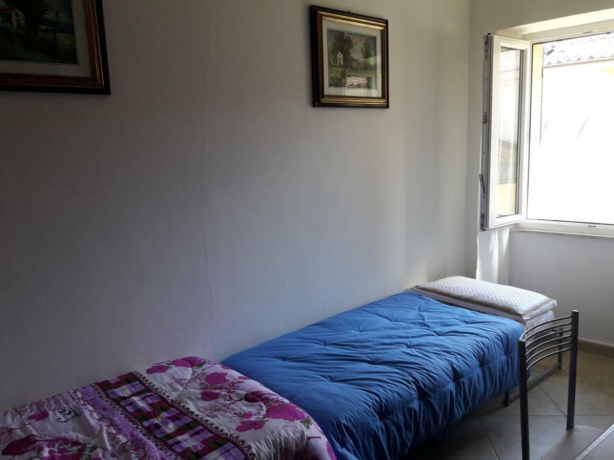 La Soffitta Sul Borgo Apartman Brugnato Kültér fotó